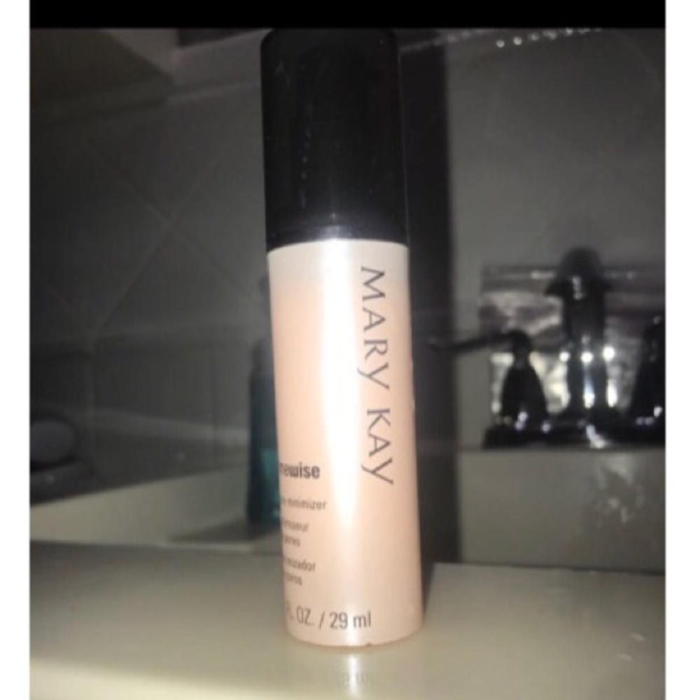 Mary Kay Pore Minimizer
